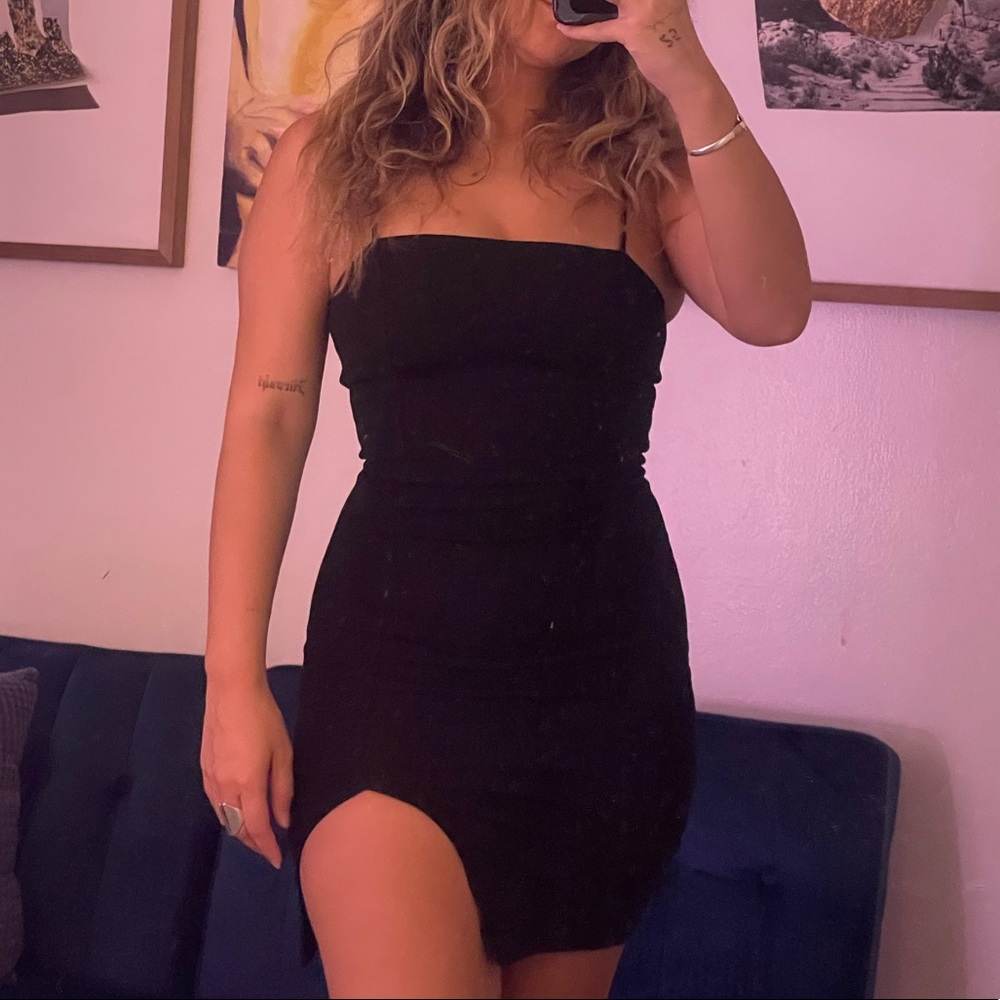 Forever 21! Black dress with slit! Size small!